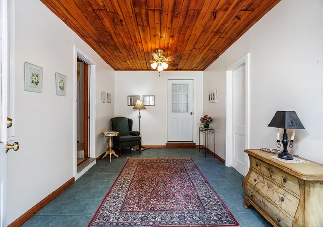 Photo 3 of Sale Pending at 29 Morningside St, Leominster, MA 01453 | MLS# 73551774 | Listing updated on 2026-10-07