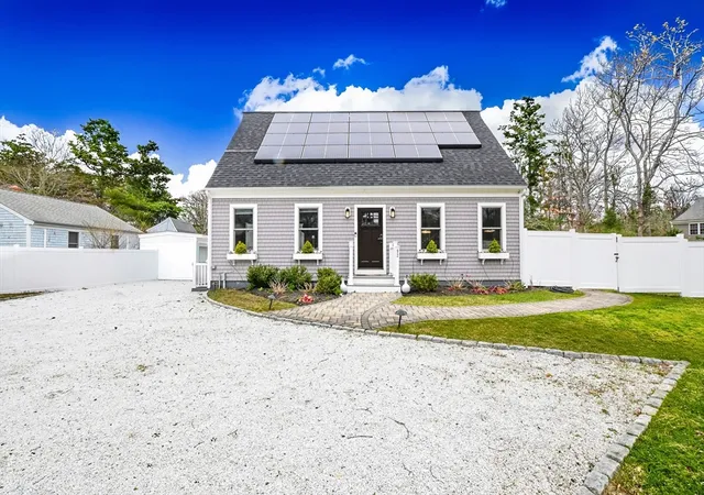Photo 2 of Single family home for sale at 92 Rainbow Ave, Falmouth, MA 02536 | MLS# 73505404 | Listing updated on 2026-09-17