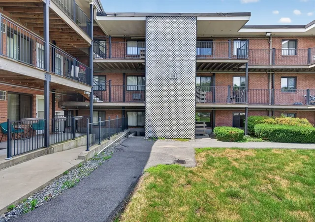 2nd image of 14 Arizona Ter, Arlington, MA 02474