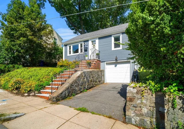 4th image of 26 Macdonald St, Boston, MA 02136 | MLS# 73567808
