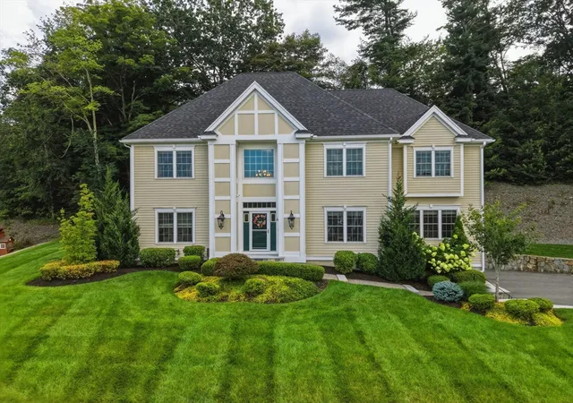 Photo 1 of Sale Pending at 4 E Meadow Ln, Middleton, MA 01949 | MLS# 73563198 | Listing updated on 2026-09-02