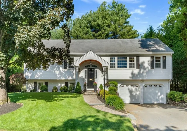 1st image of 180 Meetinghouse Circle, Needham, MA 02492 | MLS# 73533491