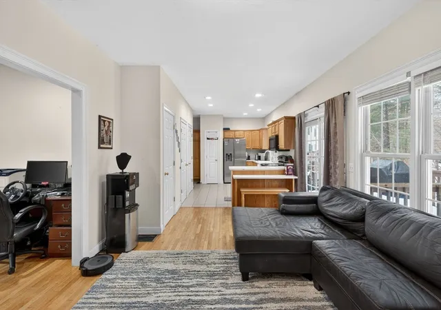 Homes for sale in Upton, MA | 1 Knowlton Circle #1, Upton, MA 01568 | MLS# 73487287
