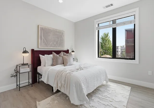 1st image of 656 Saratoga #203, East Boston, MA 02128 | MLS# 73562514