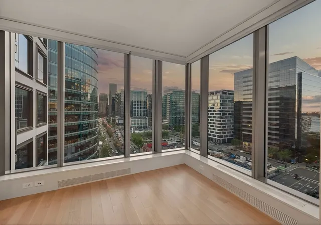 Homes for sale in Boston, MA | 133 Seaport Blvd #1208, Boston, MA 02210 | MLS# 73519673