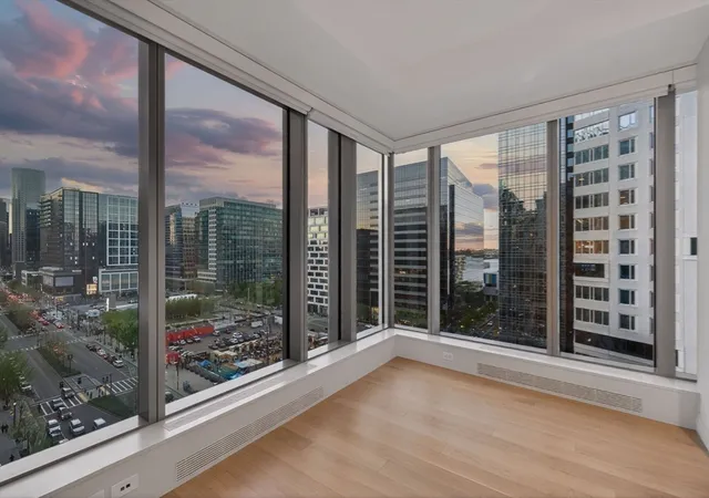 Homes for sale in Boston, MA | 133 Seaport Blvd #1208, Boston, MA 02210 | MLS# 73519673