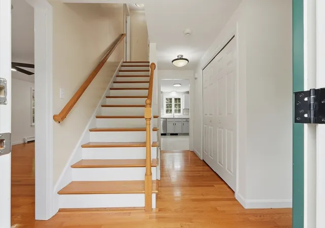 2nd image of 700 Main St, Wareham, MA 02571 | MLS# 73565590