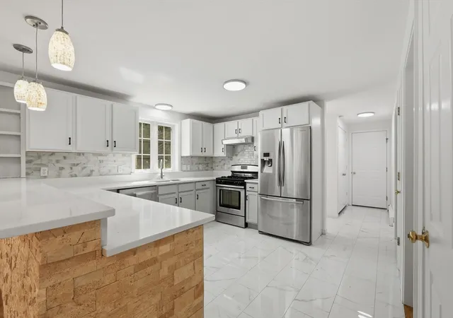 Photo 3 of Single family home for sale at 700 Mainst, Wareham, MA 02571 | MLS# 73565590 | Listing updated on 2026-09-14