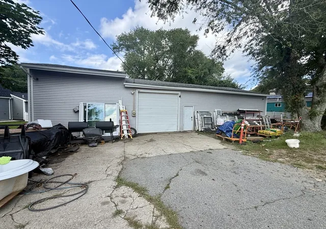 Photo 27 of Single family home for sale at 5 Rock St, Westport, MA 02790 | MLS# 73565178 | Listing updated on 2026-09-02