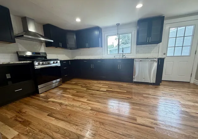 Photo 3 of Single family home for sale at 5 Rock St, Westport, MA 02790 | MLS# 73565178 | Listing updated on 2026-09-02