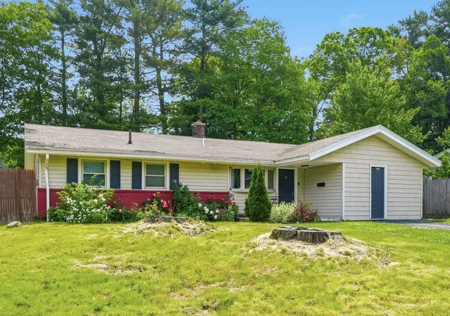 2nd image of 69 Elsie Rd, Brockton, MA 02302 | MLS# 73537275