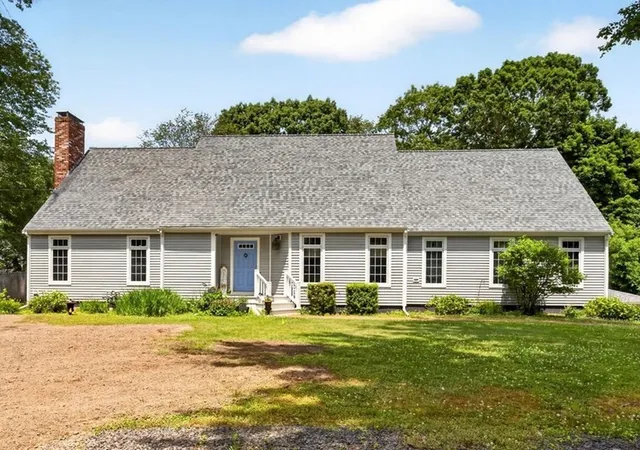 1st image of 346 Judson St, Raynham, MA 02767 | MLS# 73536356
