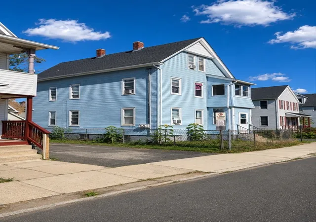 Photo 3 of Multi family home for sale at 31 33 Hayden Ave, Springfield, MA 01109 | MLS# 73568688 | Listing updated on 2026-09-02
