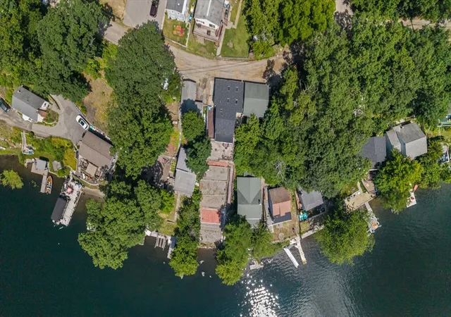 41st image of 20 B Oakland Ave, Shrewsbury, MA 01545 | MLS# 73547258