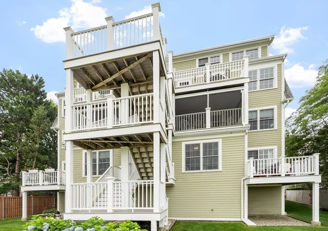 Photo 3 of Sale Pending at 7 Essex Ave #1, Gloucester, MA 01930 | MLS# 73557785 | Listing updated on 2026-08-11