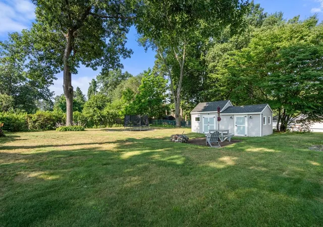 3rd image of 195 Cady St, Ludlow, MA 01056 | MLS# 73556272