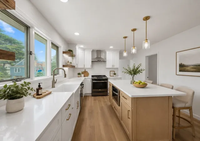 Homes for sale in Medford, MA | 75 Brookings St #2, Medford, MA 02155 | MLS# 73536332