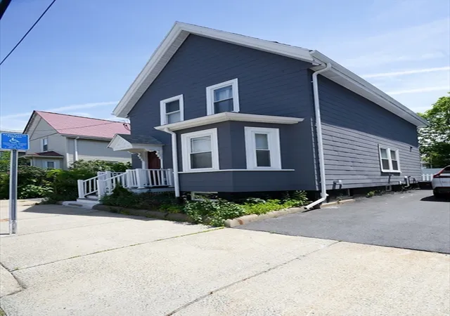 2nd image of 10 Williams Ave, Lynn, MA 01902 | MLS# 73537268