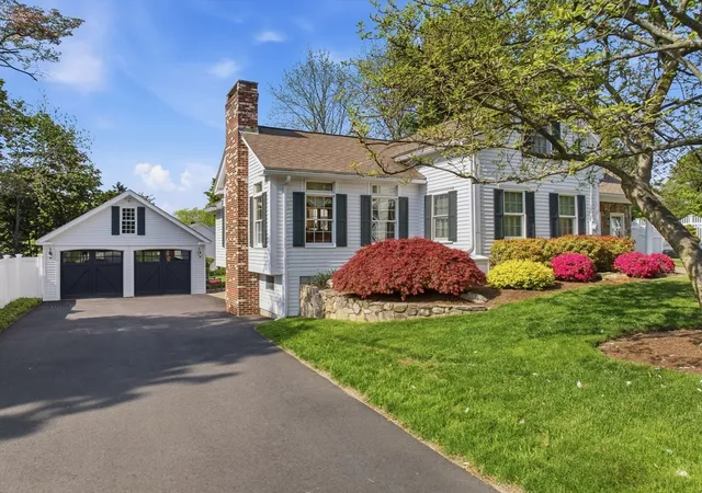 Homes for sale in Grafton, MA | 6 Church St, Grafton, MA 01519 | MLS# 73525505