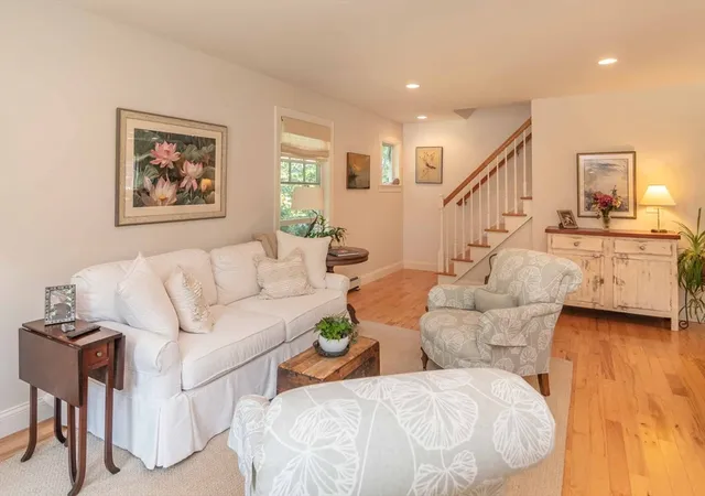 4th image of 27 Chapde Ln, Tisbury, MA 02568 | MLS# 73444907
