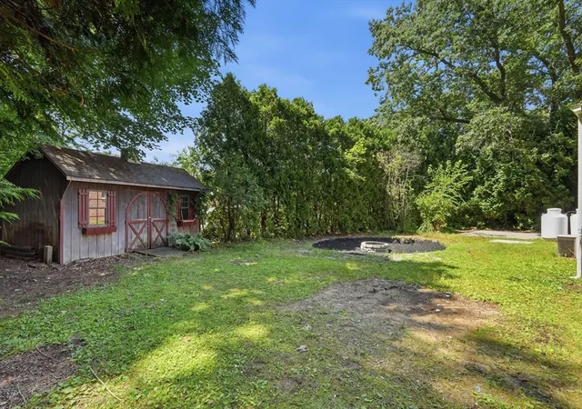 20th image of 158 Devens St, Indian Orchard, MA 01151 | MLS# 73562217