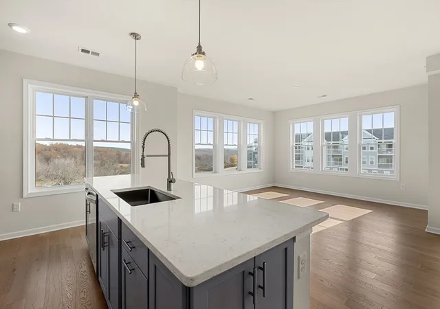 Homes for sale in Westborough, MA | 5 Peters Farm Way #7106, Westborough, MA 01581 | MLS# 73535133