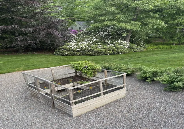 37th image of 8 Barton Rd, Harvard, MA 01451 | MLS# 73526501