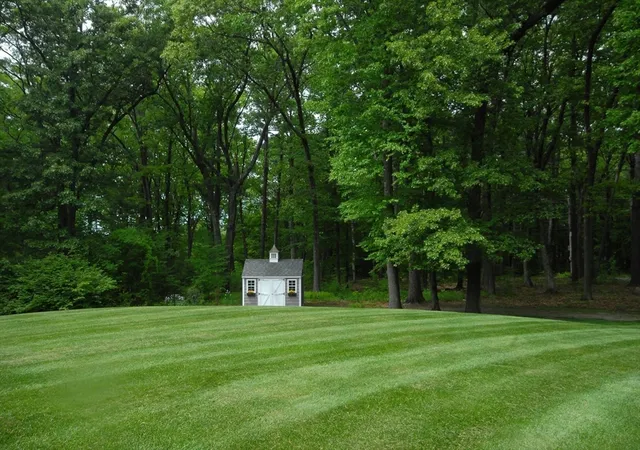 4th image of 8 Barton Rd, Harvard, MA 01451 | MLS# 73526501