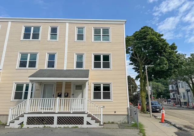 1st image of 212 W 6th St #212, South Boston, MA 02127 | MLS# 73559864