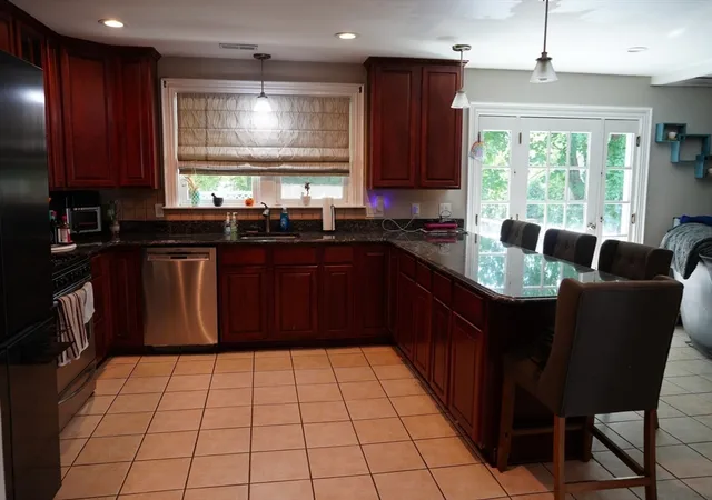 3rd image of 14 Patterson St, Dorchester Center, MA 02124 | MLS# 73532899
