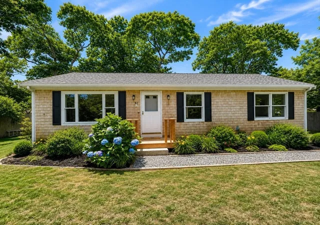 1st image of 82 Pennsylvania Avenue, Oak Bluffs, MA 02557 | MLS# 73545719