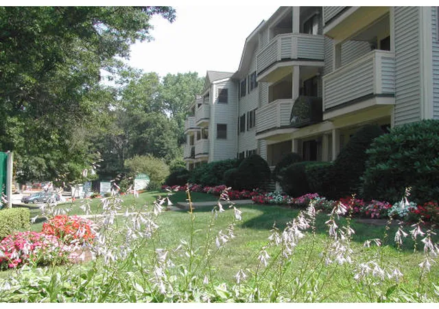 Listing Photo 1 - Condo for sale in building located at 1216 Vfw Pkwy, Boston, MA 02132 - Unit #39