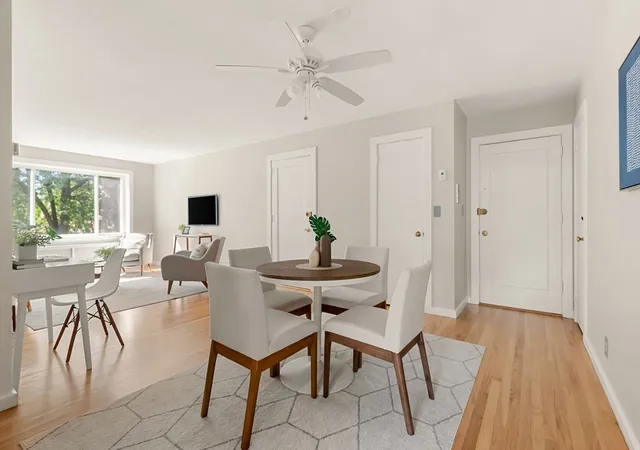 4th image of 125 Pleasant St, Arlington, MA 02446