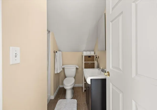 2nd image of 1004 N Main St, Brockton, MA 02301