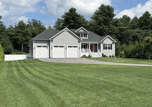 28th image of 14 Stone Ridge Dr, Seekonk, MA 02771 | MLS# 73561216