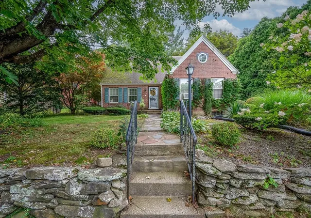 1st image of 7 Virginia Rd, Worcester, MA 01602 | MLS# 73568270