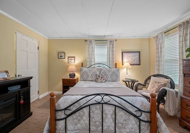 5th image of 7 Virginia Rd, Worcester, MA 01602 | MLS# 73568270