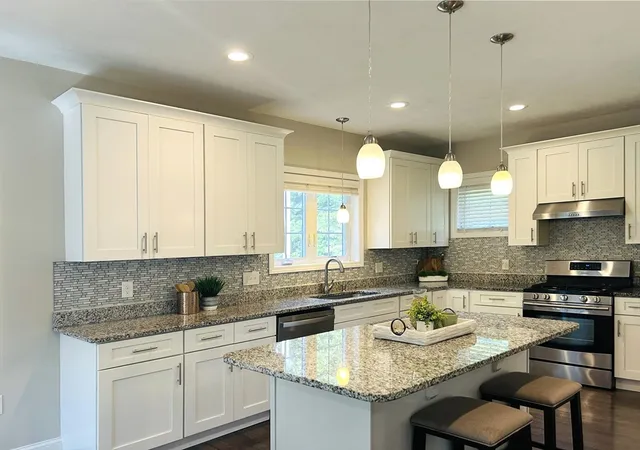 Photo 4 of Sale Pending at 20 Beacon St #20, Shrewsbury, MA 01545 | MLS# 73569761 | Listing updated on 2026-09-18