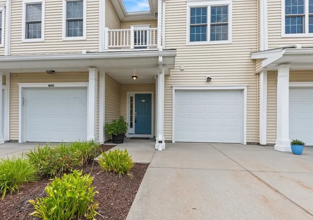 3rd image of 631 East St #M202, Mansfield, MA 02048 | MLS# 73565493