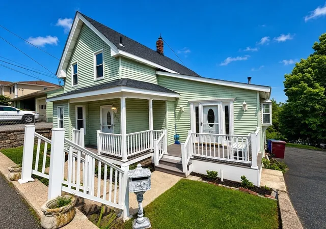 1st image of 361 Proctor Ave, Revere, MA 02151 | MLS# 73524103
