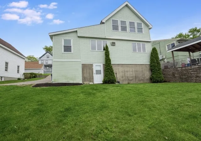 3rd image of 361 Proctor Ave, Revere, MA 02151 | MLS# 73524103
