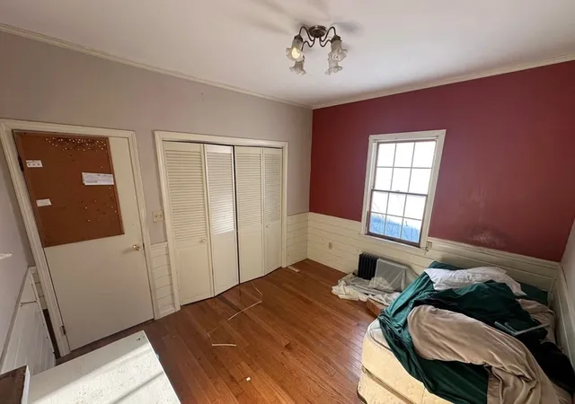 2nd image of 86 Andover St, North Andover, MA 01845 | MLS# 73565796
