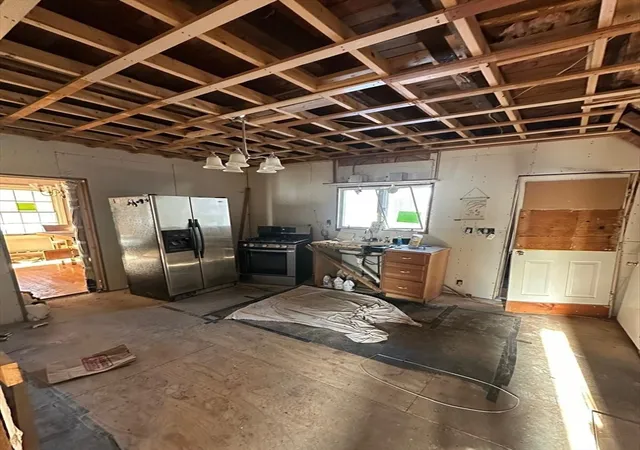 Photo 4 of Sale Pending at 86 Andover St, North Andover, MA 01845 | MLS# 73565796 | Listing updated on 2026-10-07