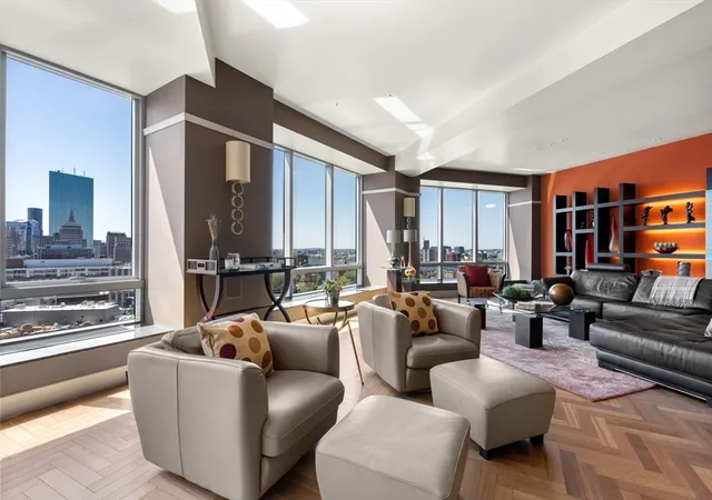 3rd image of 2 Avery St #24C, Boston, MA 02111 | MLS# 73519033
