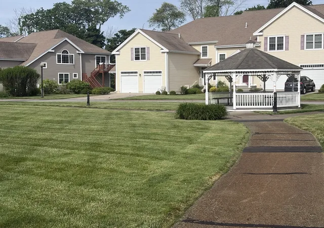 4th image of 902 Main Street #35, Hanson, MA 02341 | MLS# 73549608