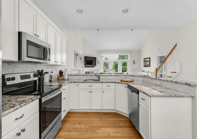 2nd image of 60 Tuscany Dr #60, Franklin, MA 02038 | MLS# 73549740