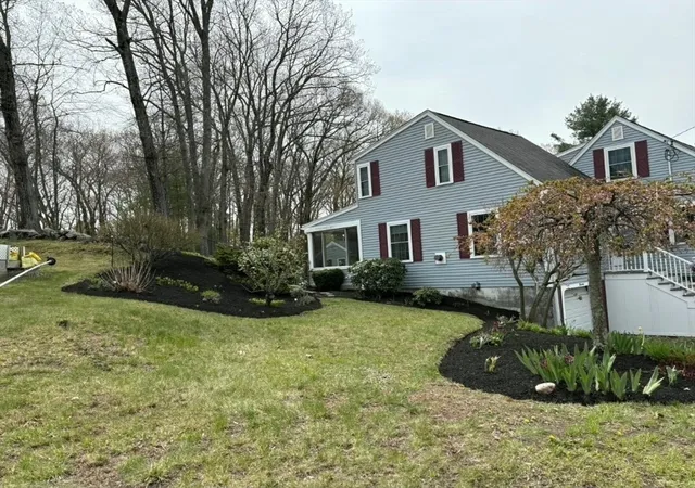 Homes for sale in Foxboro, MA | 13 Meadowview Road, Foxboro, MA 02035 | MLS# 73507673