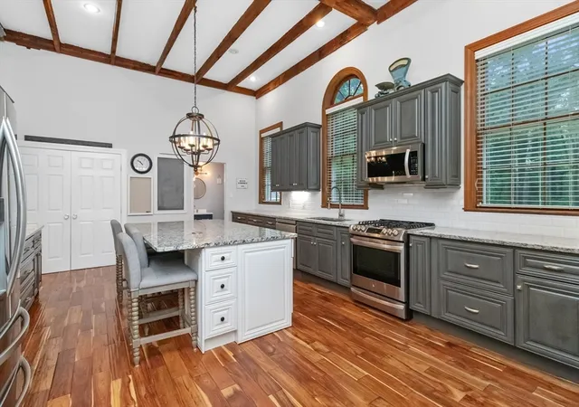 5th image of 333 Summer St, East Bridgewater, MA 02333 | MLS# 73541452