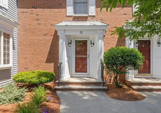 2nd image of 13 Mills Point #13, Middleton, MA 01949 | MLS# 73533542