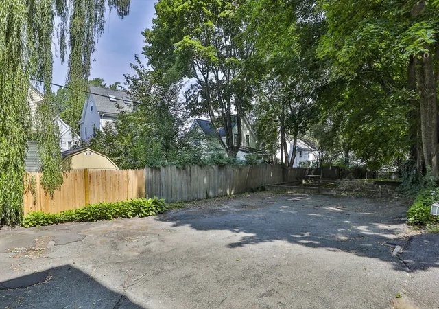 2nd image of 238 Poplar St, Roslindale, MA 02131